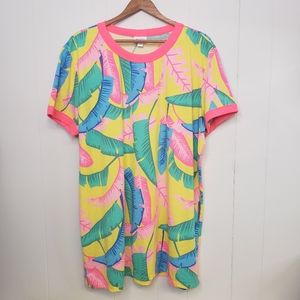 LuLaRoe Simply Comfortable Tee Size 2XL